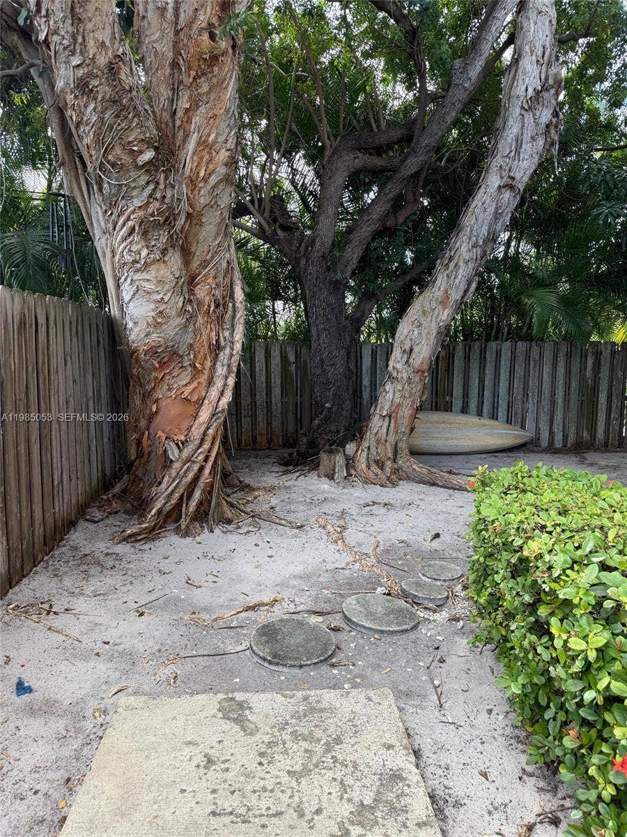 2624 NE 30th Place, #101B, Fort Lauderdale, FL 33306 Photo 6