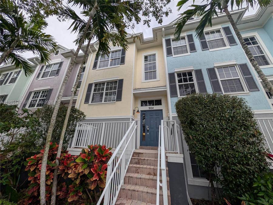 Property photo for Wilton Manors, FL