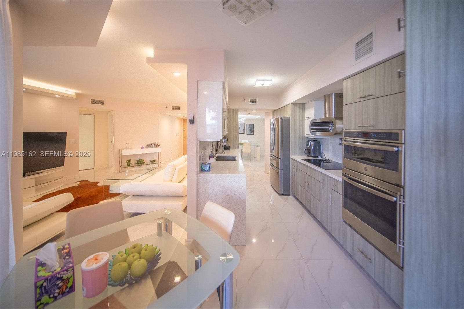 16445 Collins Avenue, #425, Sunny Isles Beach, Sunny Isles Beach, FL 33160 Photo 11