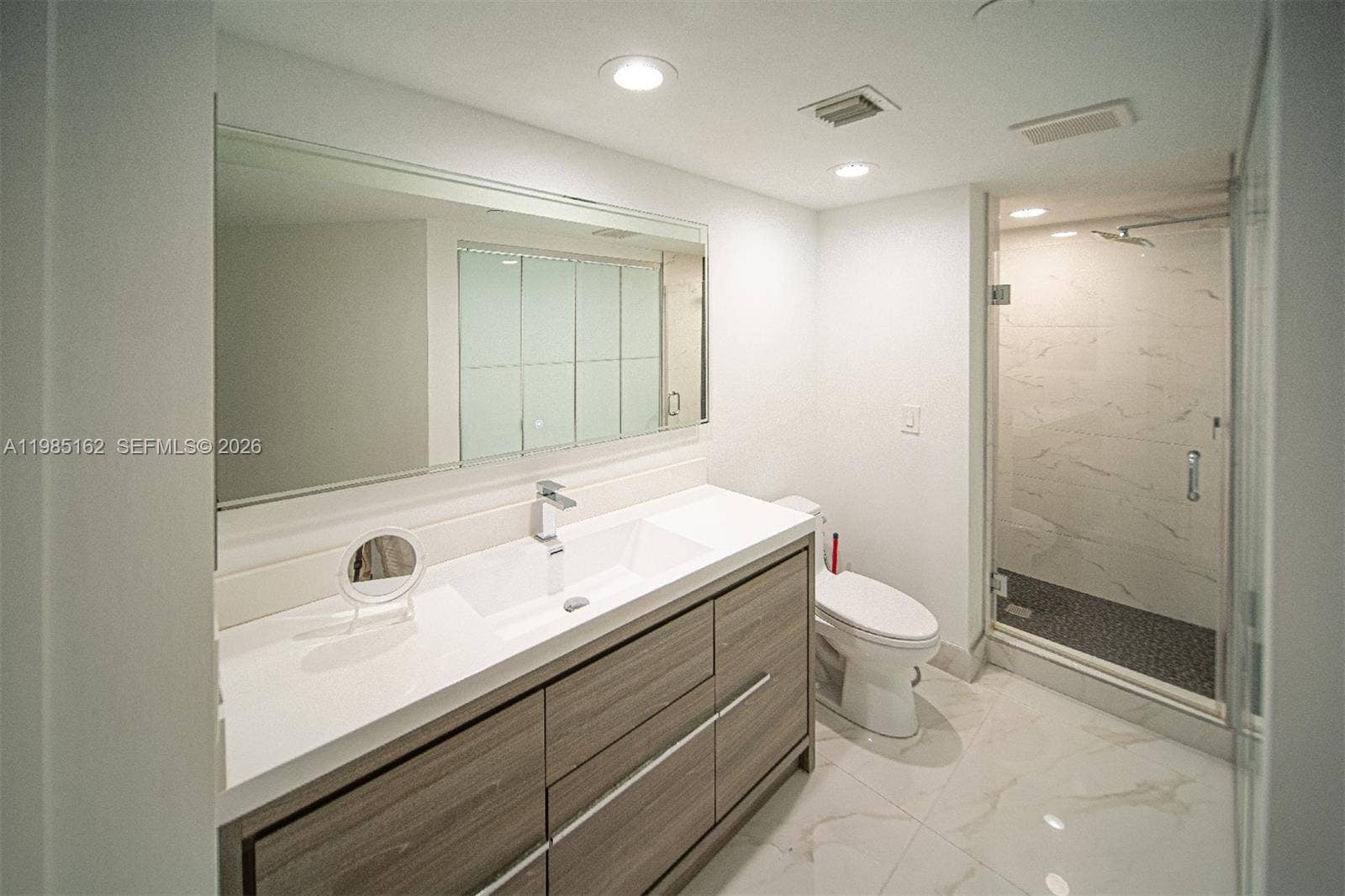 16445 Collins Avenue, #425, Sunny Isles Beach, Sunny Isles Beach, FL 33160 Photo 23