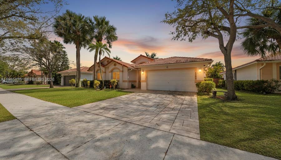 Property photo for 16898 Crestview Lane, Weston, FL