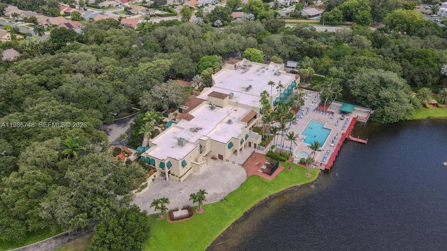 Property photo for 9461 Evergreen Place, #305, Davie, FL