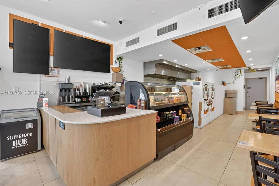 Property photo for Qsr- Beachside Restaurant For Sale, Fort Lauderdale, FL