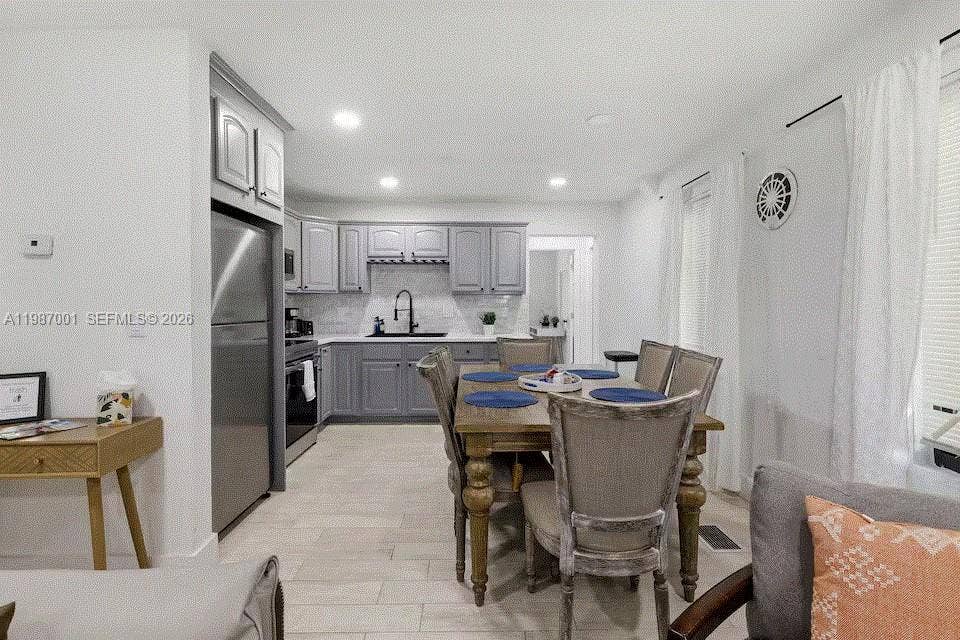1608 NE 34th Street, Oakland Park, FL 33334 Photo 6