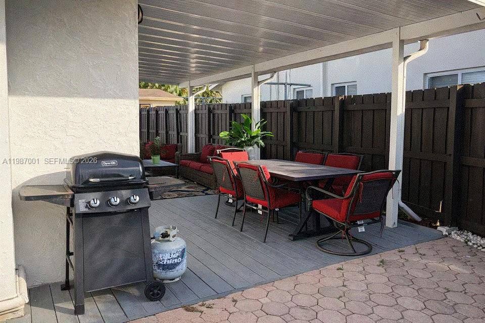 1608 NE 34th Street, Oakland Park, FL 33334 Photo 21