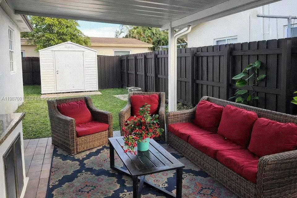 1608 NE 34th Street, Oakland Park, FL 33334 Photo 20