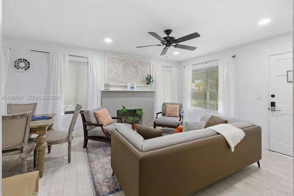 1608 NE 34th Street, Oakland Park, FL 33334 Photo 5