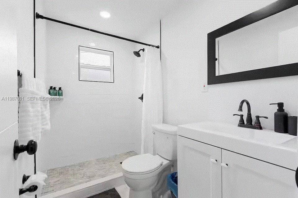 1608 NE 34th Street, Oakland Park, FL 33334 Photo 12