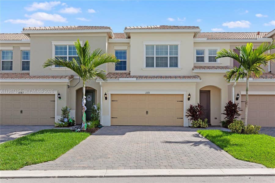 Property photo for 1101 Banyan Drive, Hollywood, FL
