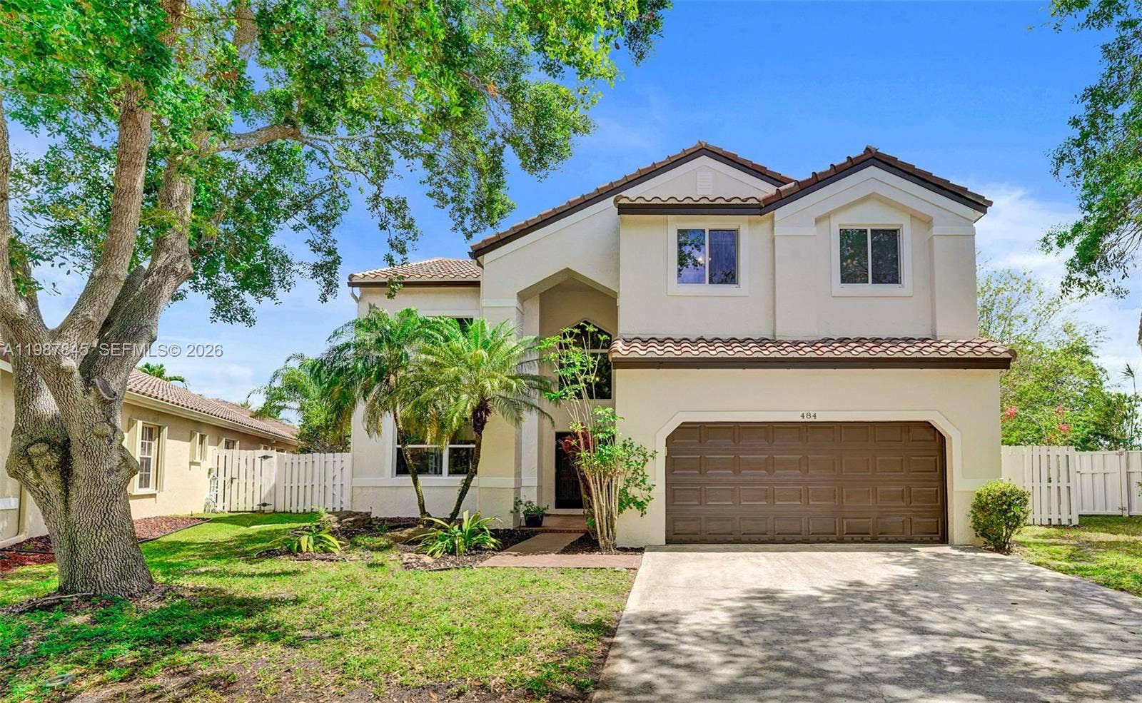 484 Cambridge Drive, Weston, FL 33326 Photo 3