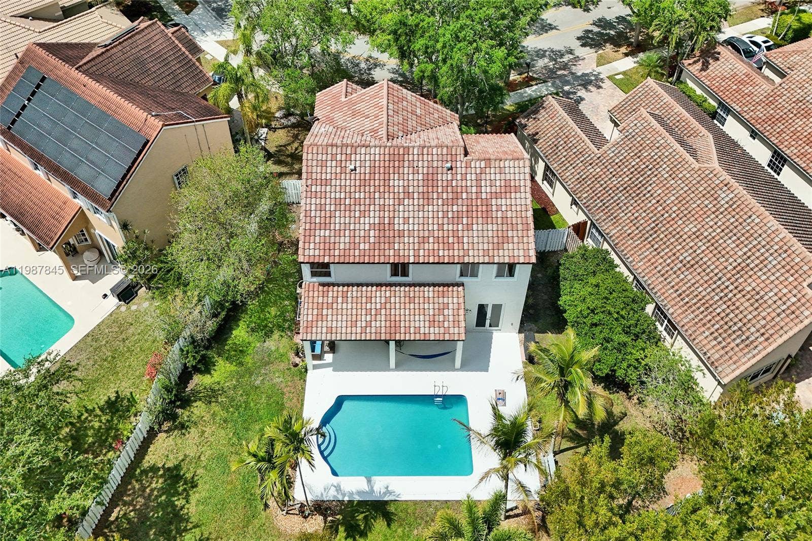 484 Cambridge Drive, Weston, FL 33326 Photo 54