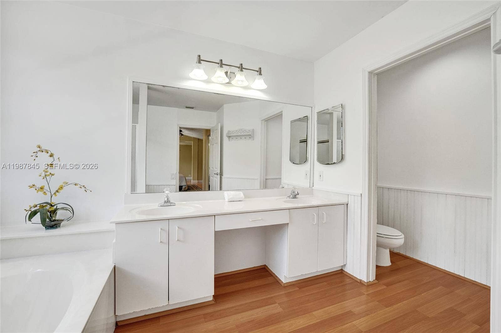 484 Cambridge Drive, Weston, FL 33326 Photo 35