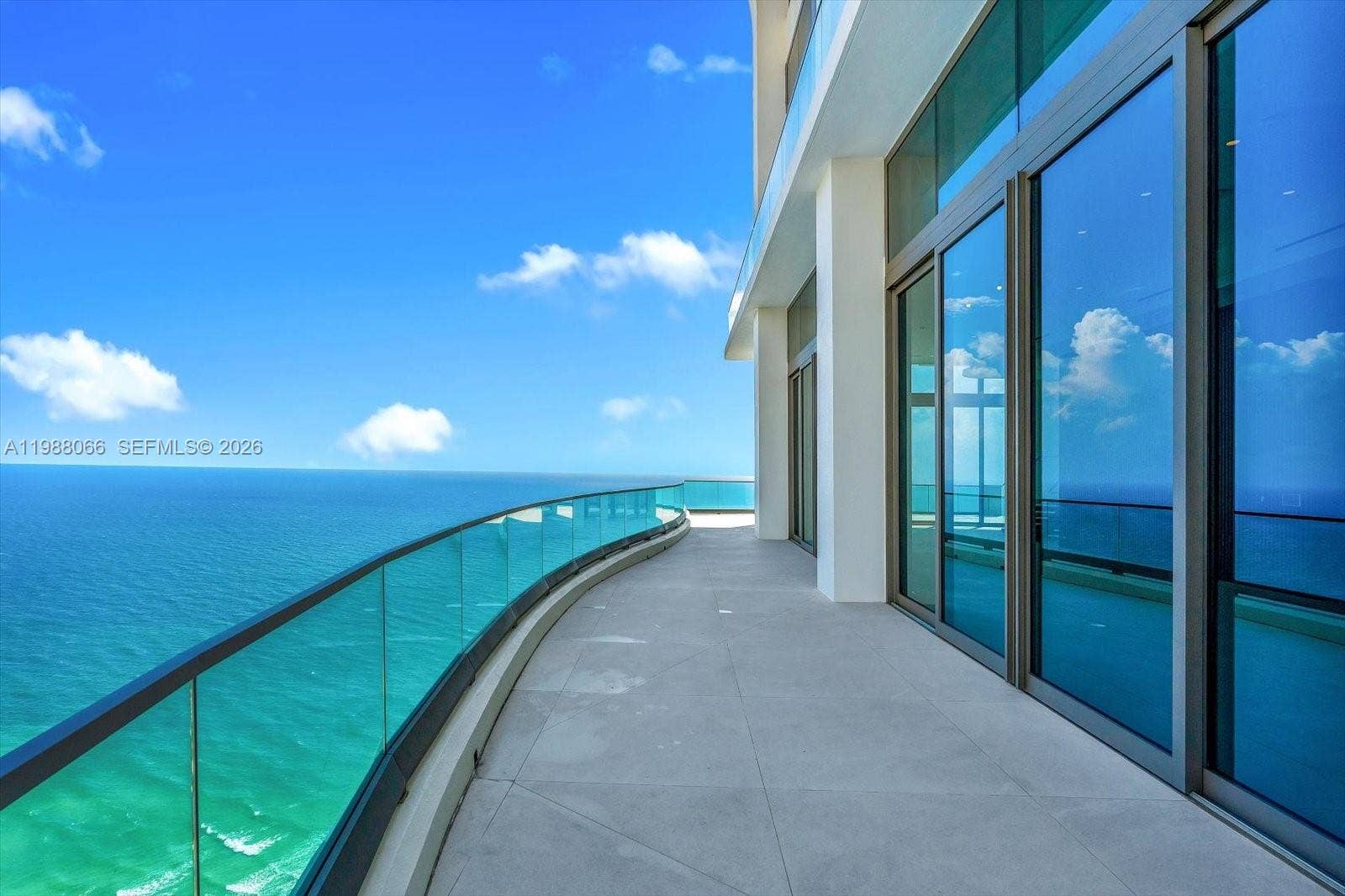 17901 Collins Avenue, #PH-01, Sunny Isles Beach, FL 33160 Photo 34