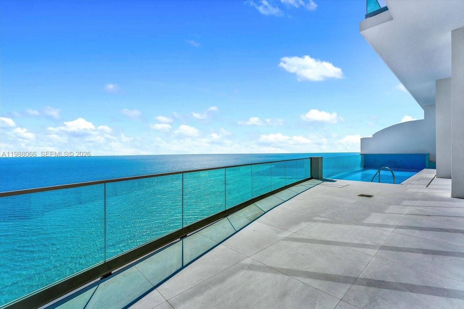 17901 Collins Avenue, #PH-01, Sunny Isles Beach, FL 33160 Photo 32
