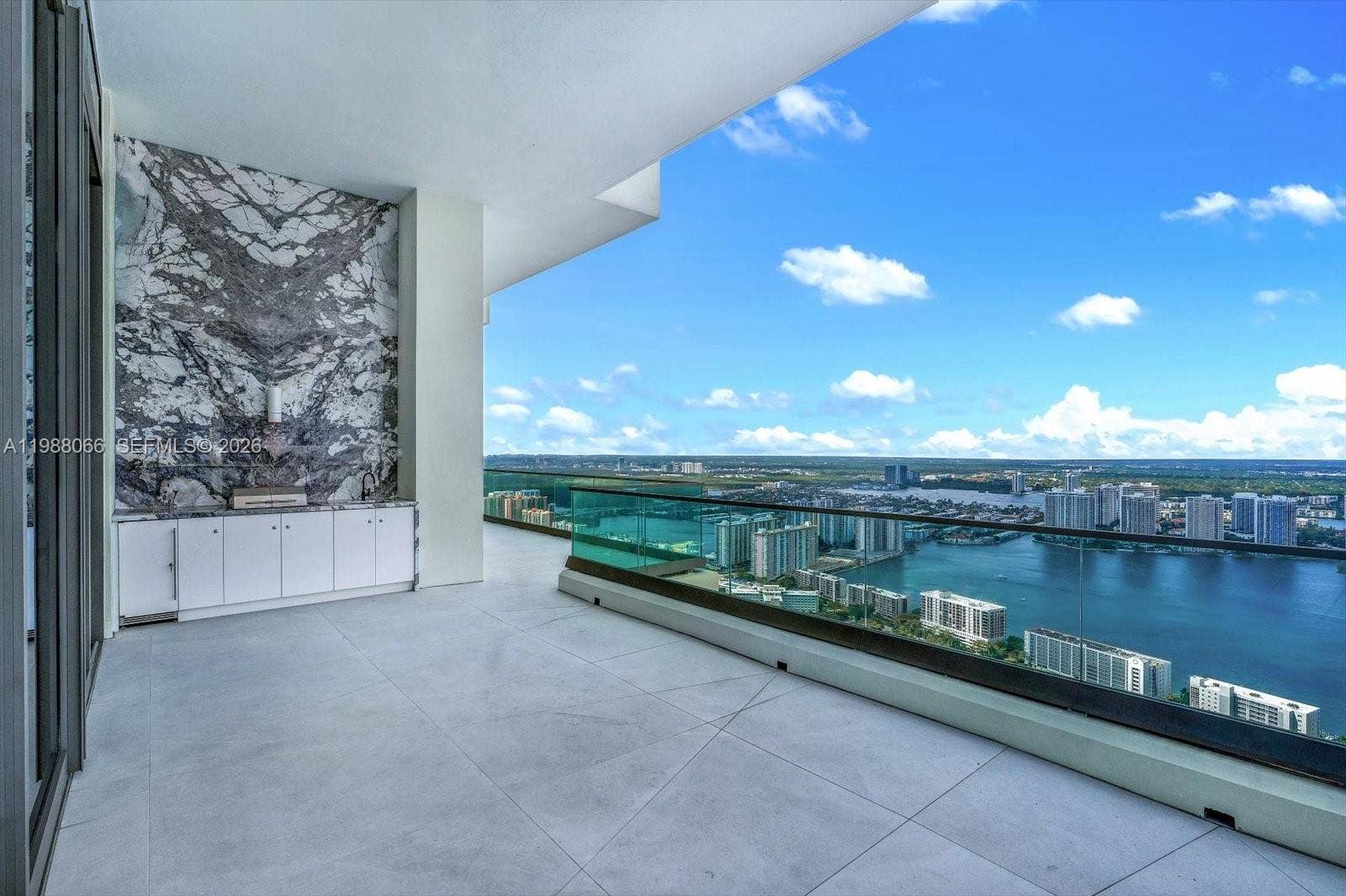 17901 Collins Avenue, #PH-01, Sunny Isles Beach, FL 33160 Photo 36