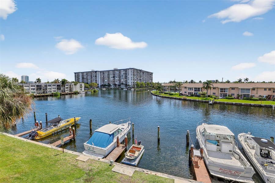 Property photo for 1100 SE 5th Court, #24, Pompano Beach, FL