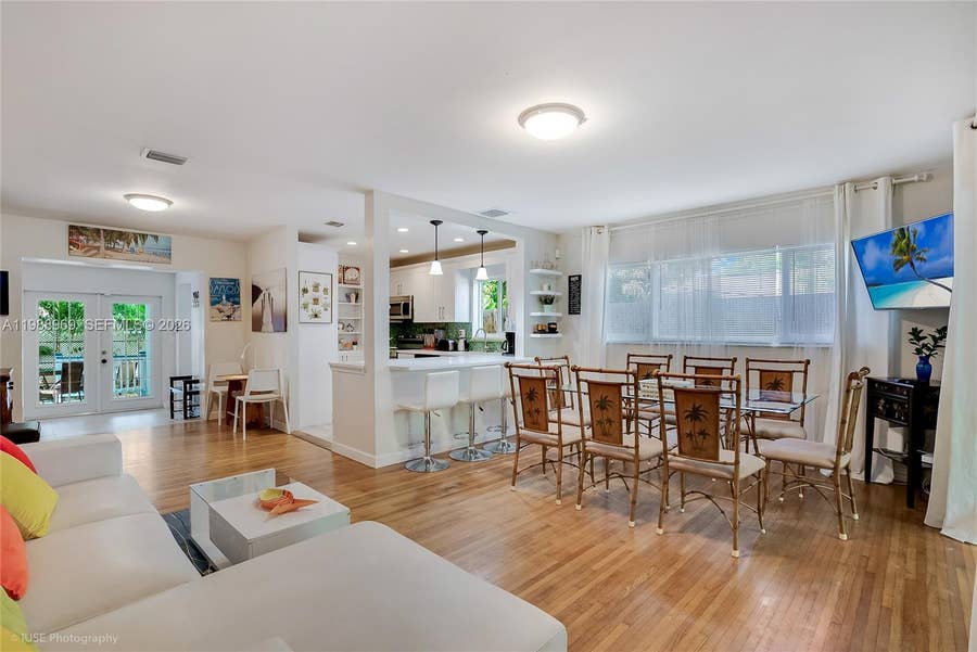 Property photo for 113 SW 2nd Street, Hallandale Beach, FL