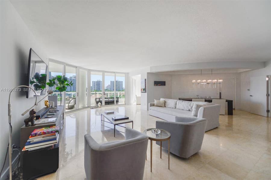 Property photo for 21050 Point Place, #702, Aventura, FL