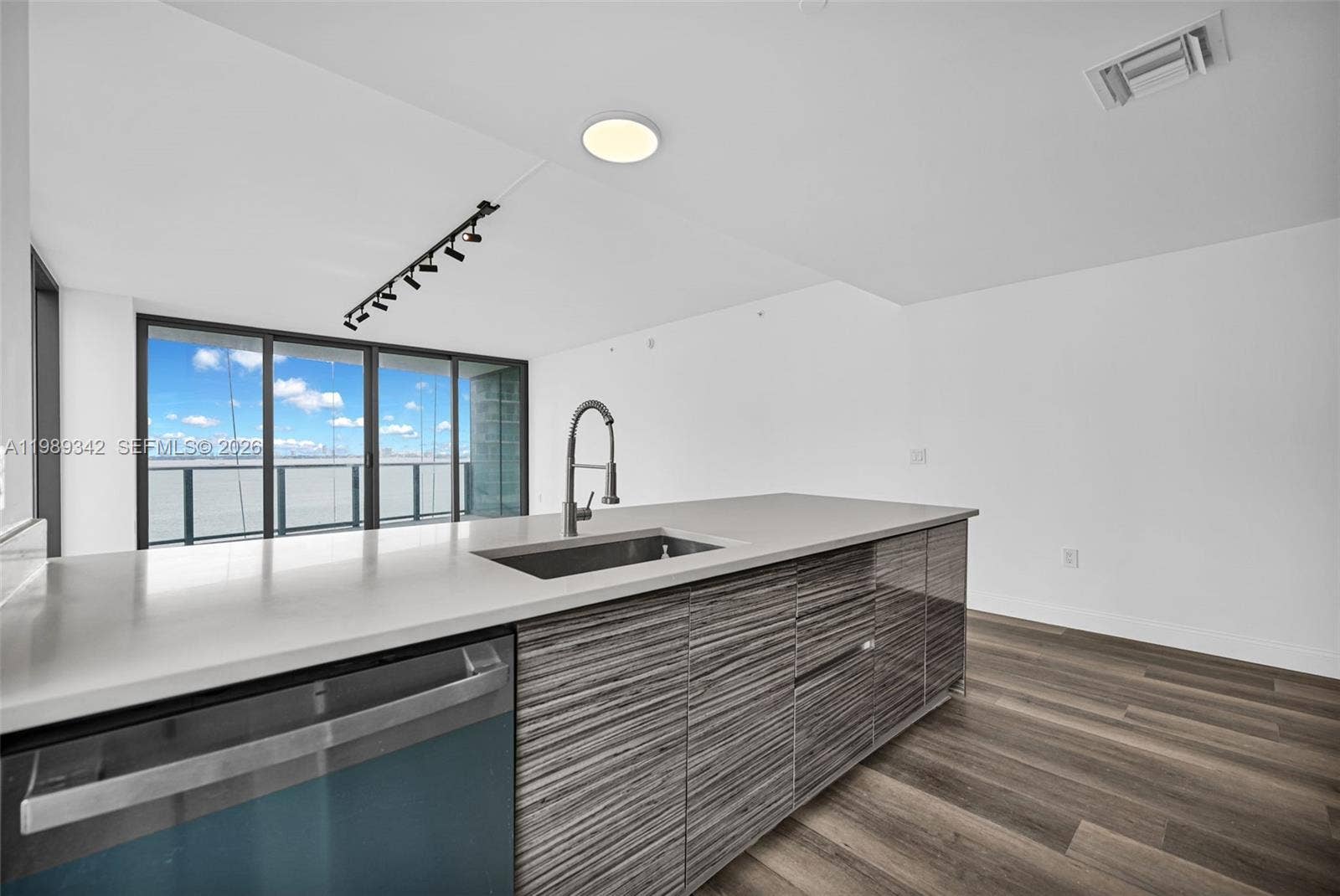 460 NE 28th Street, #601, Miami, FL 33137 Photo 5