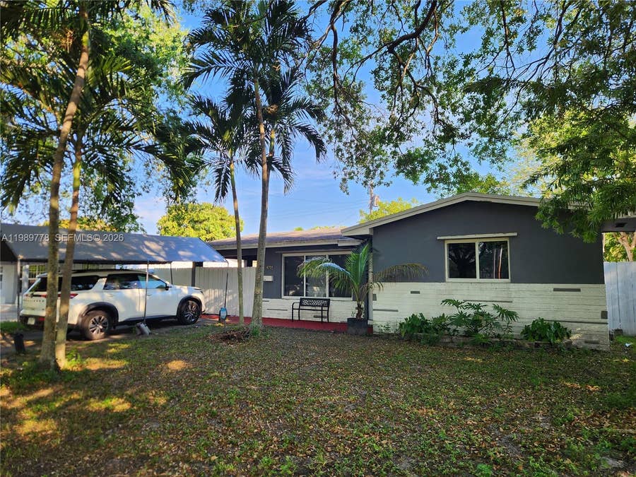 Property photo for 6721 Garfield Street, Hollywood, FL