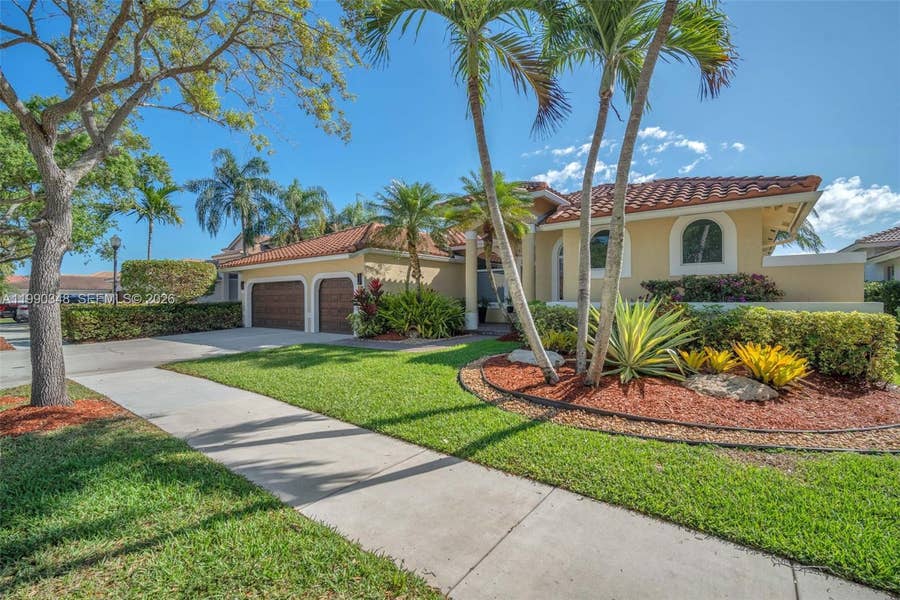 Property photo for 219 Landings Boulevard, Weston, FL