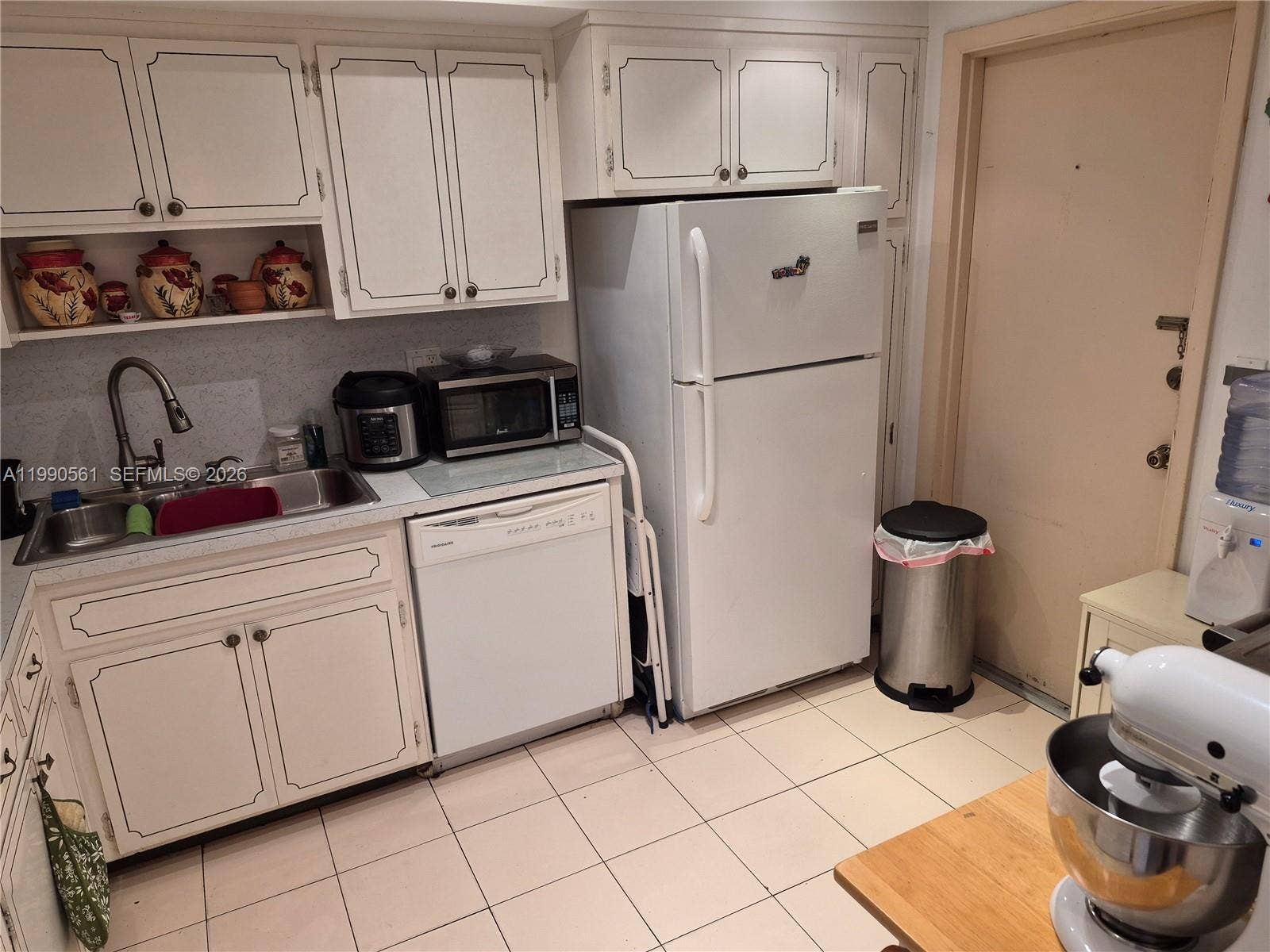 330 SE 2nd Street, #202E, Hallandale Beach, FL 33009 Photo 6