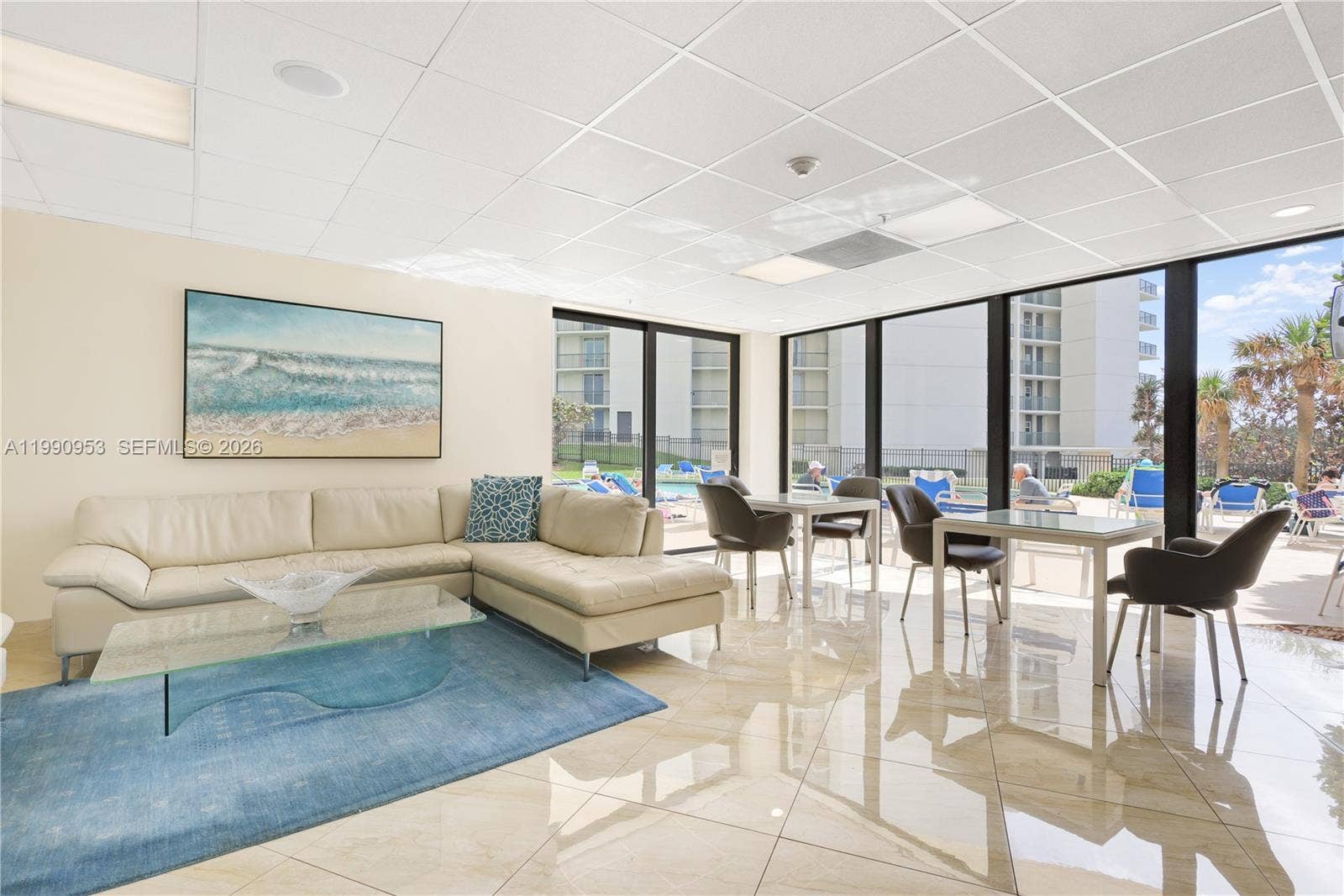 Condo siting area