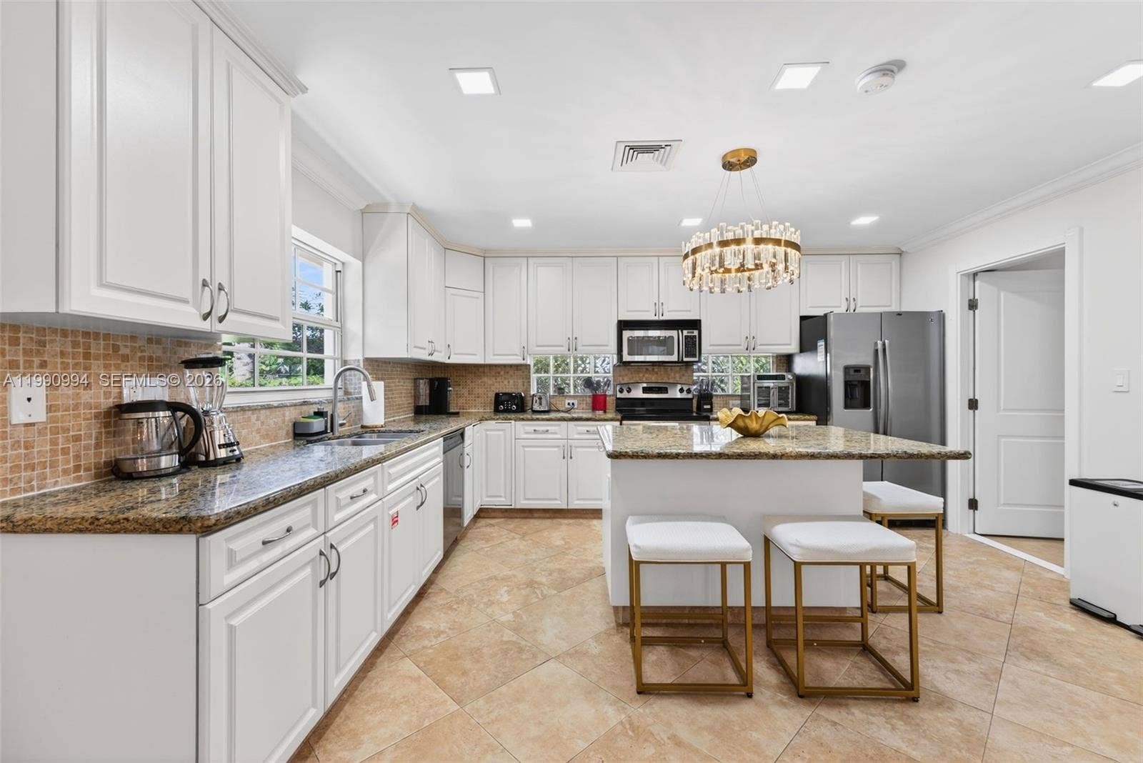 1661 Bel Air Avenue, Lauderdale By The Sea, FL 33062 Photo 8