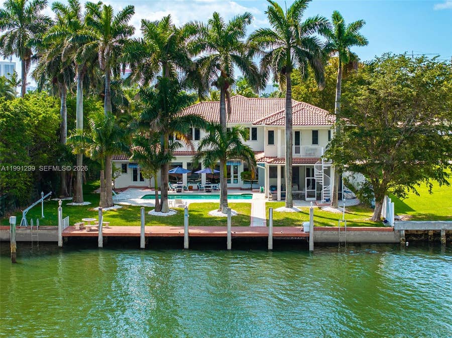 Property photo for 1047 S Southlake Drive, Hollywood, FL