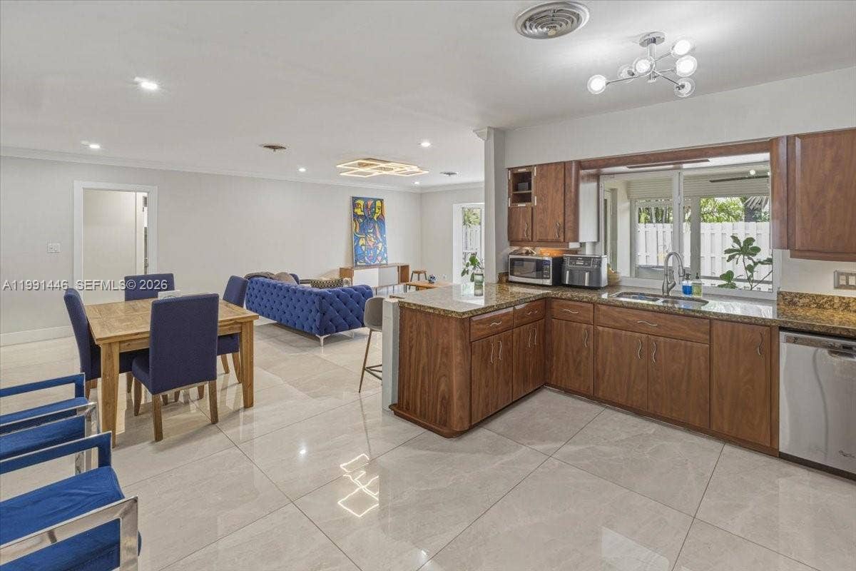 2901 NW 10th Avenue, Wilton Manors, FL 33311 Photo 5