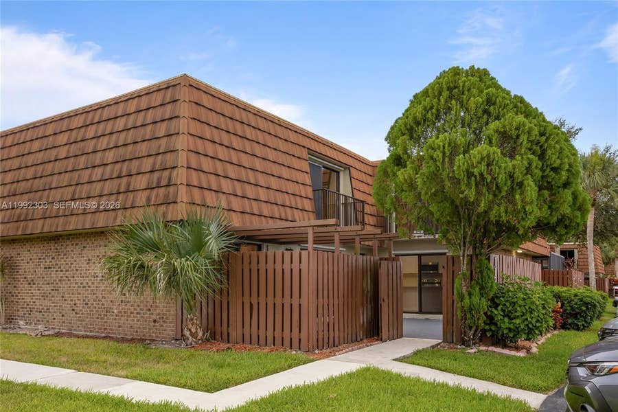 Property photo for 1170 SW 118th Terrace, Davie, FL