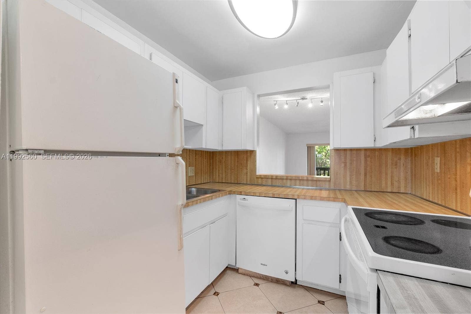1021 Mockingbird Lane, #302, Plantation, FL 33324 Photo 7