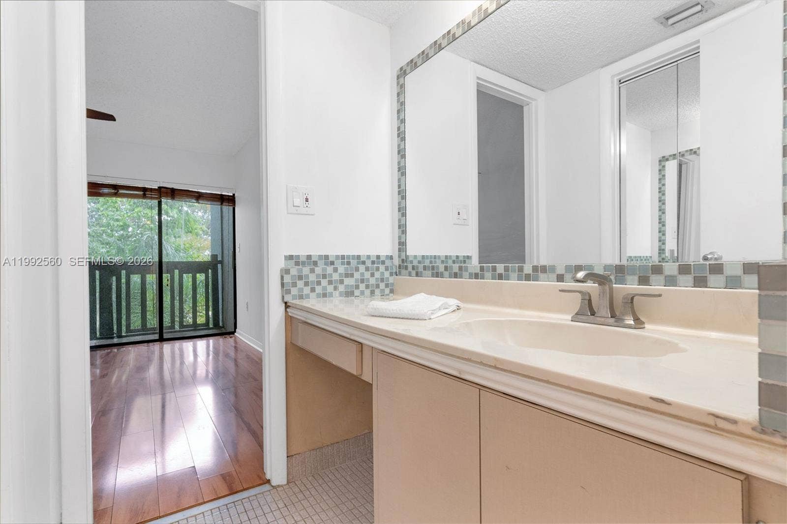 1021 Mockingbird Lane, #302, Plantation, FL 33324 Photo 17