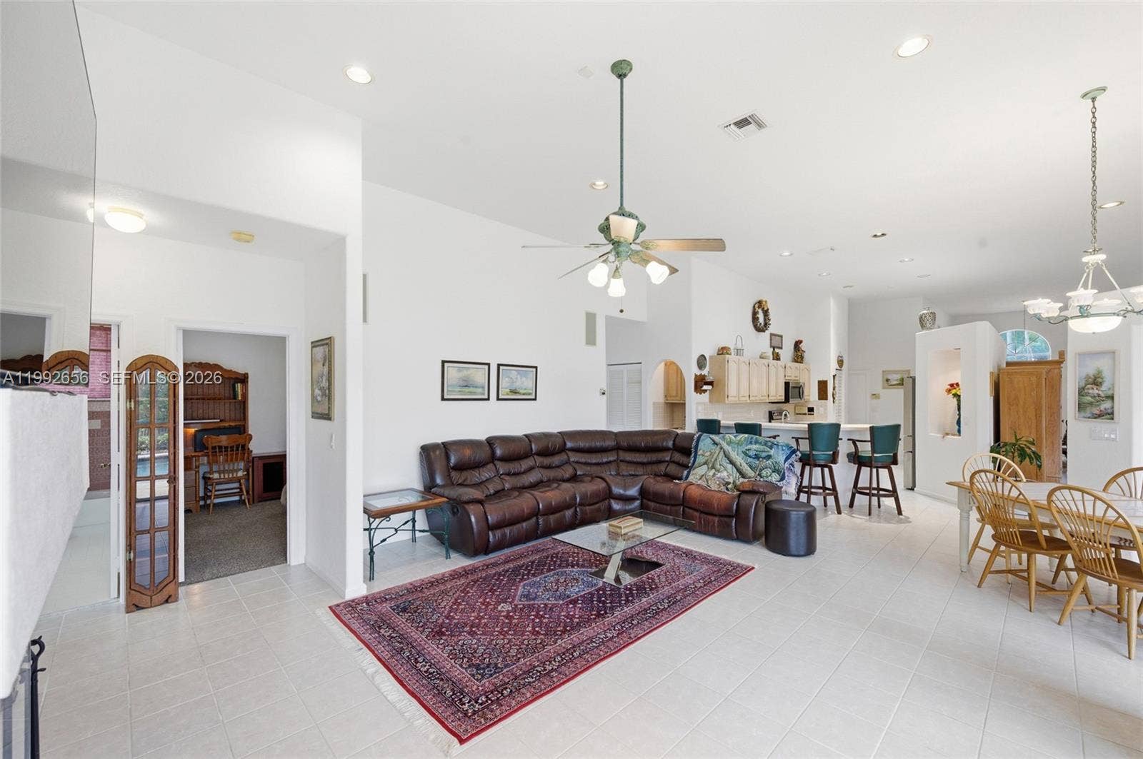3038 Lakewood Drive, Weston, FL 33332 Photo 13