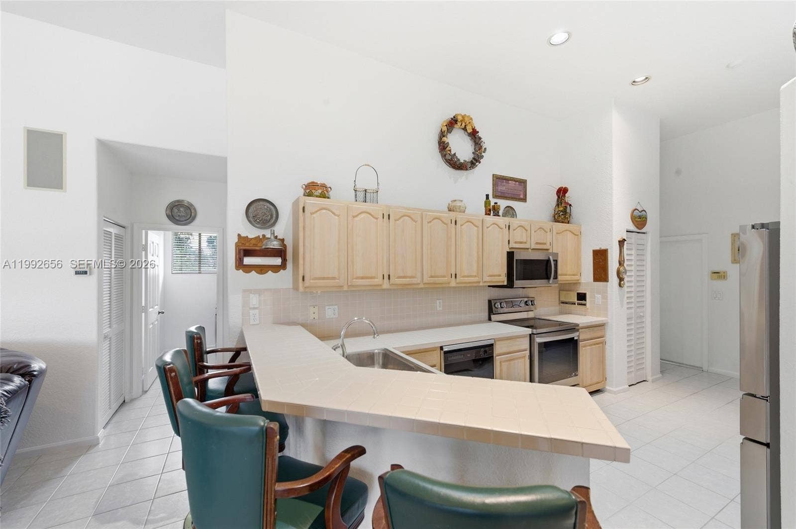 3038 Lakewood Drive, Weston, FL 33332 Photo 19