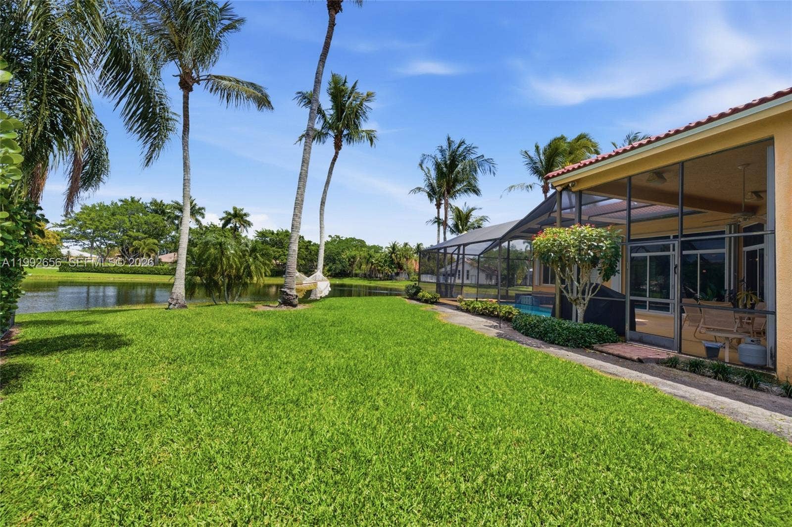 3038 Lakewood Drive, Weston, FL 33332 Photo 7