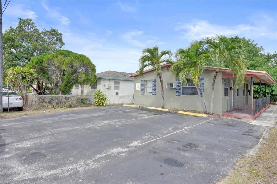 Property photo for 724 NW 6th Street, Hallandale Beach, FL
