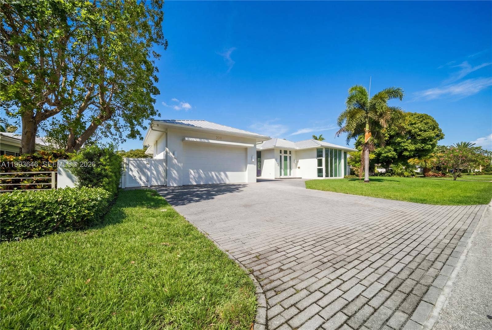 2815 NE 26th Place, Fort Lauderdale, FL 33306 Photo 4