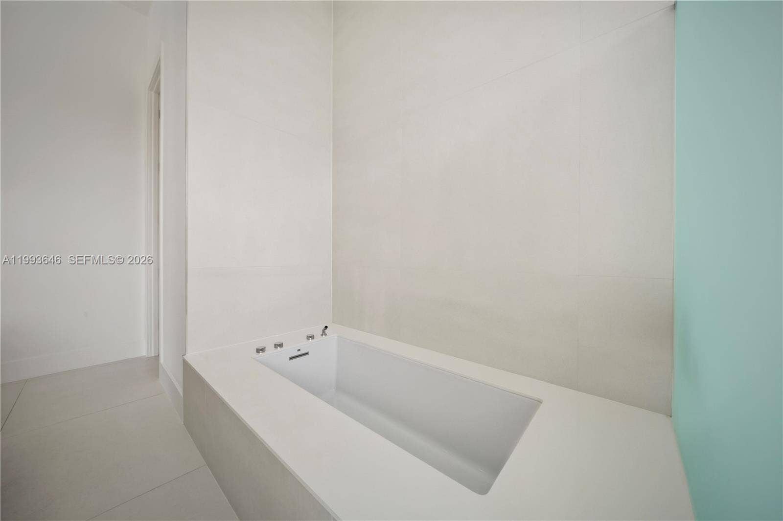 2815 NE 26th Place, Fort Lauderdale, FL 33306 Photo 52