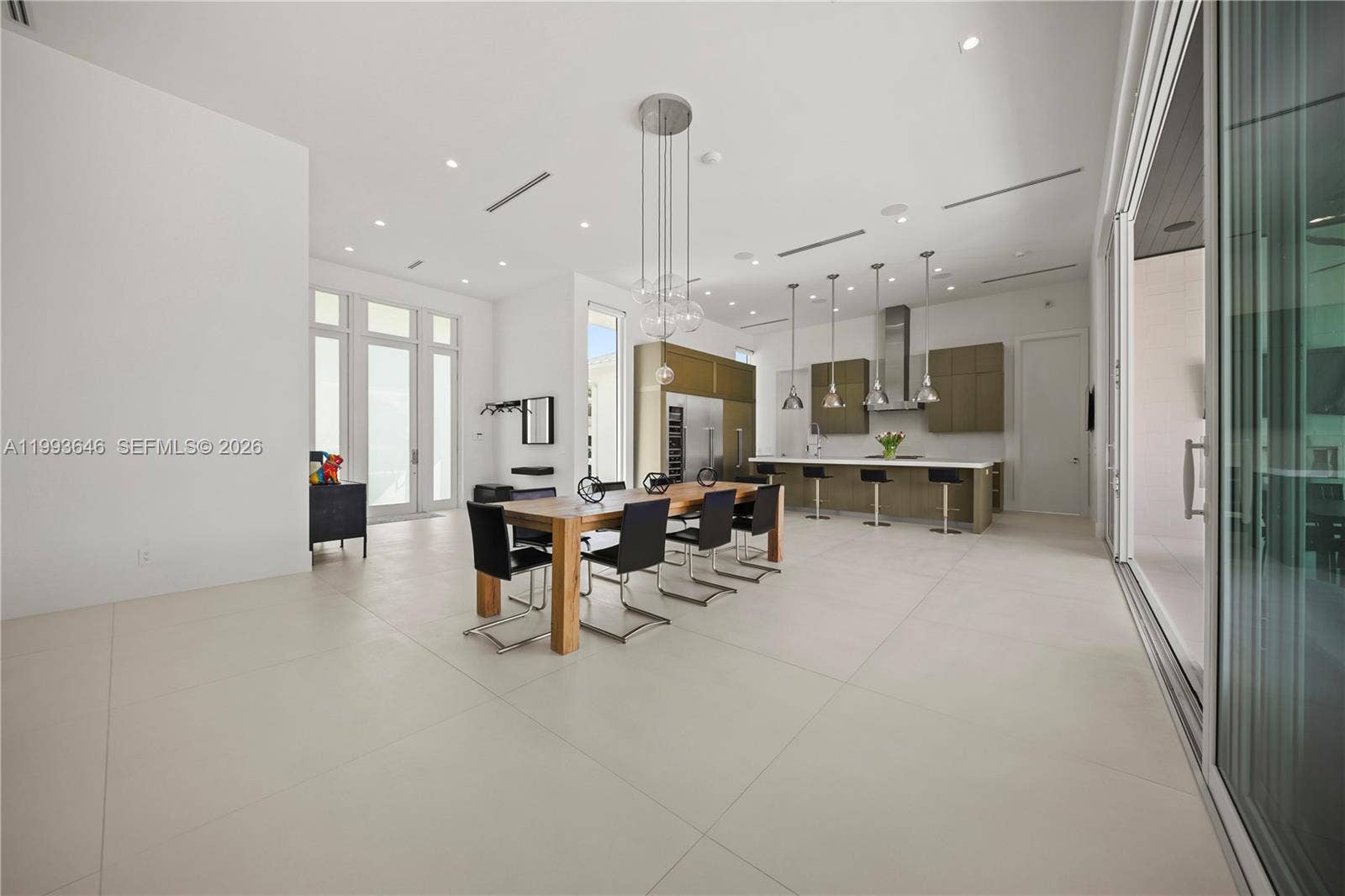 2815 NE 26th Place, Fort Lauderdale, FL 33306 Photo 12