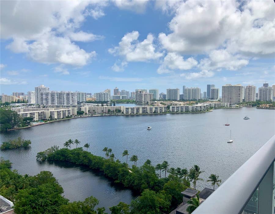 Property photo for 17301 Biscayne Boulevard, #1602, North Miami Beach, FL