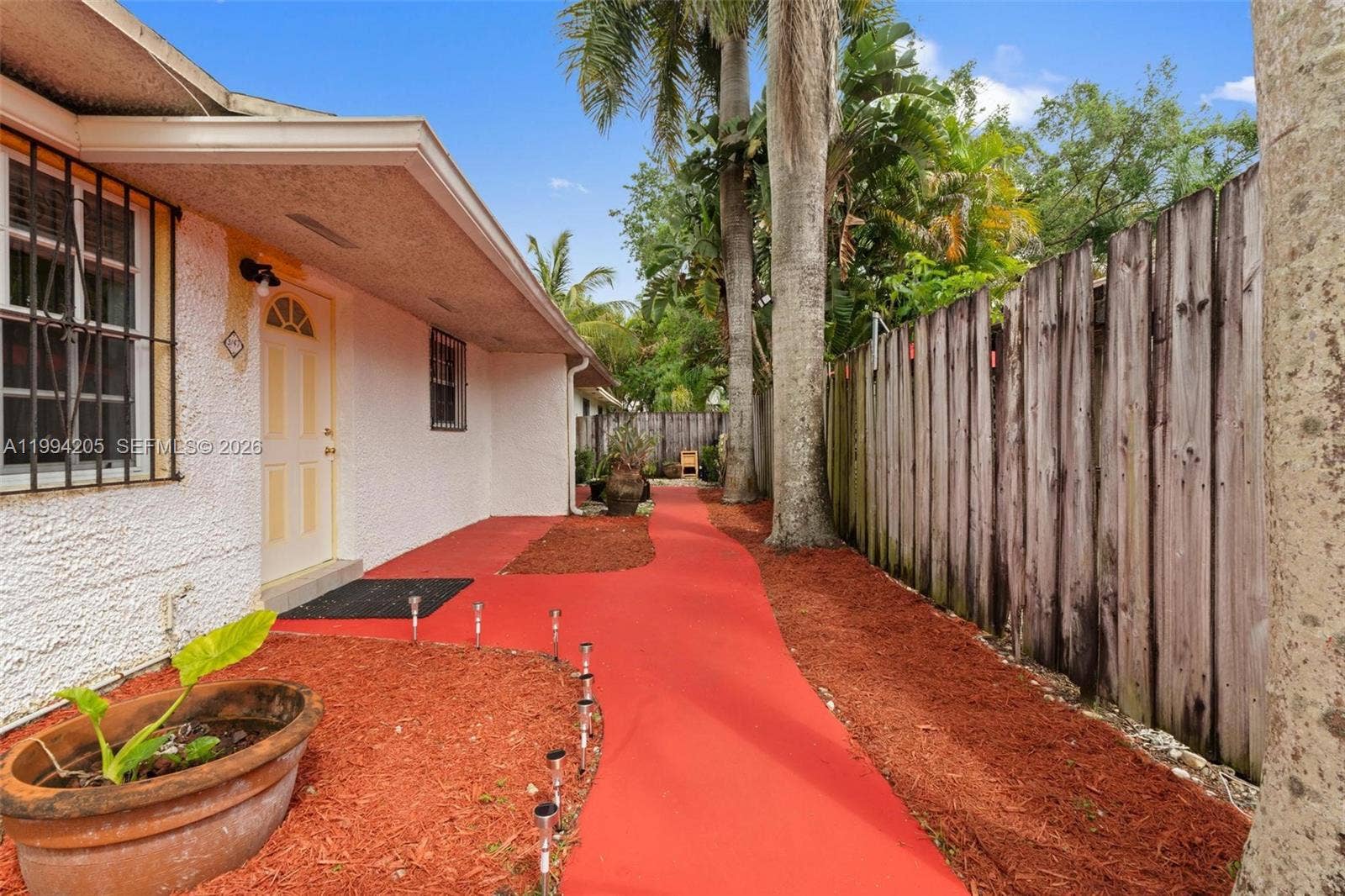 3147 Mcdonald Street, Miami, FL 33133 Photo 3