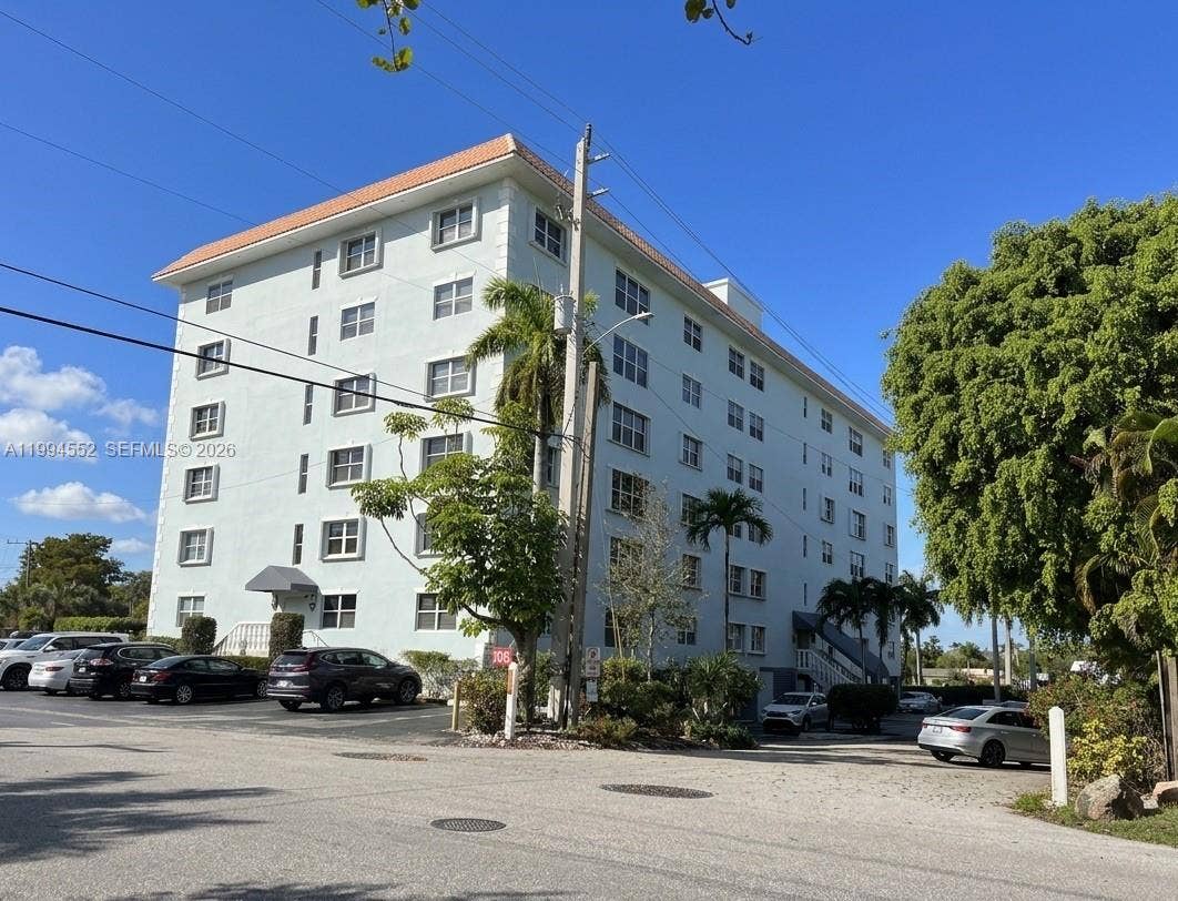 1881 Middle River Drive, #704, Fort Lauderdale, FL 33305 Photo 5