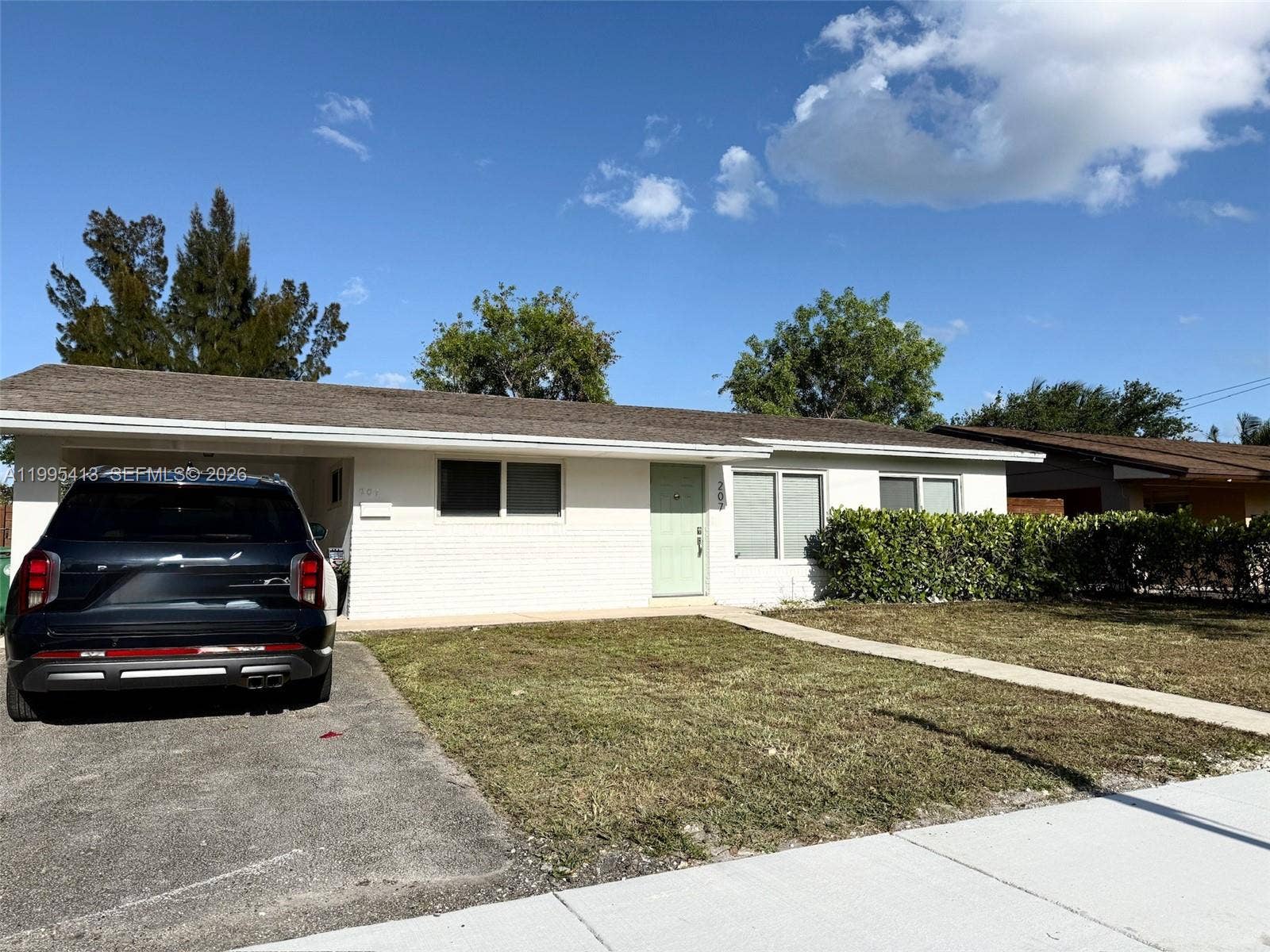 207 SW 12th Avenue, Dania Beach, FL 33004 Photo 1