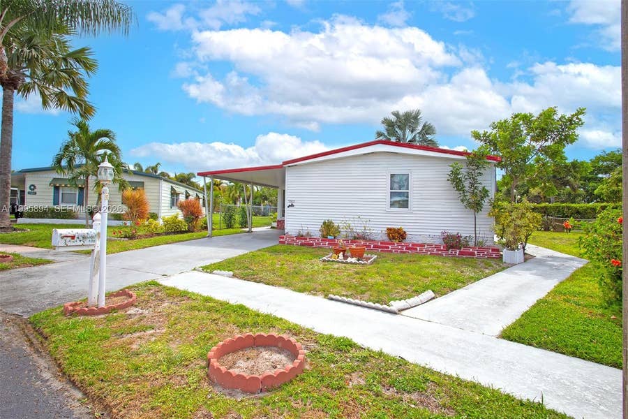 Property photo for 5103 NW 1st Way, Deerfield Beach, FL
