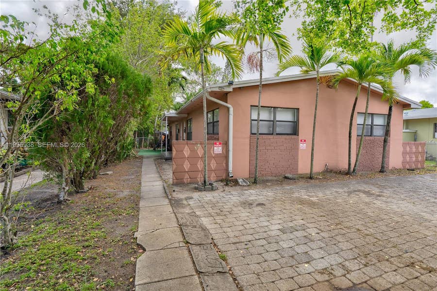 Property photo for 501 SW 9th Street, #1-2, Hallandale Beach, FL
