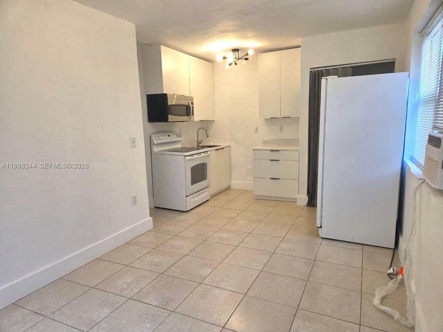 Property photo for 34 SW 6th Avenue, #4, Dania Beach, FL