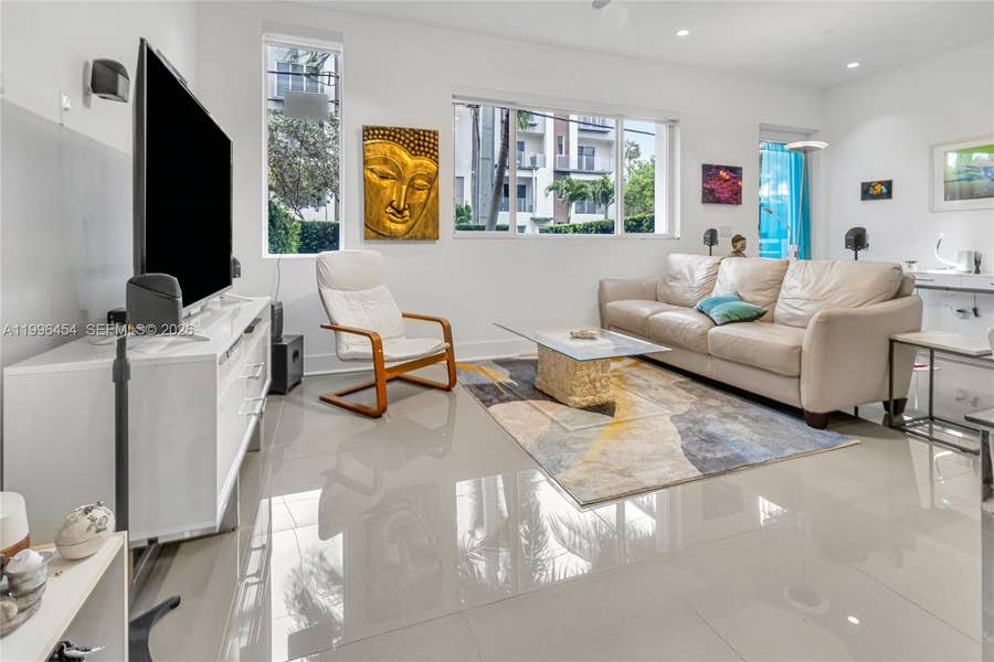 Property photo for 1045 NE 18th Avenue, #102, Fort Lauderdale, FL