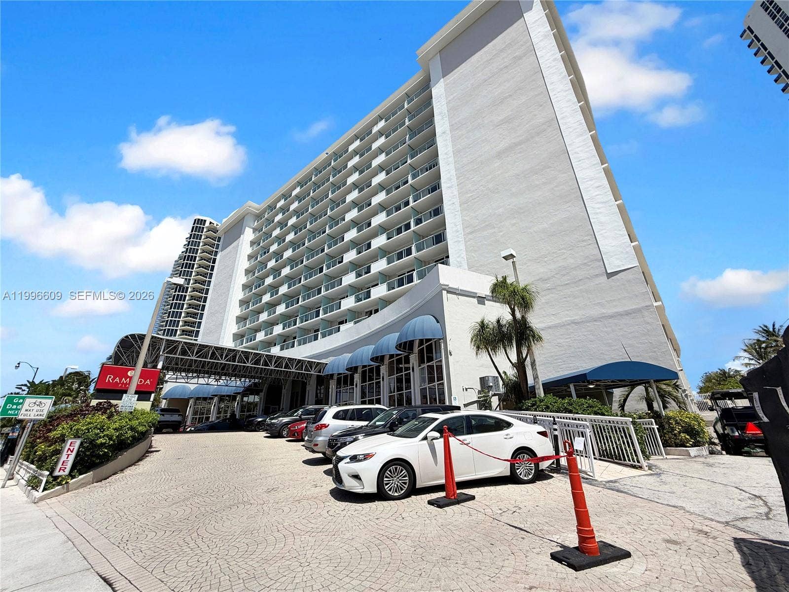 19201 Collins Avenue, #623, Sunny Isles Beach, FL 33160 Photo 1