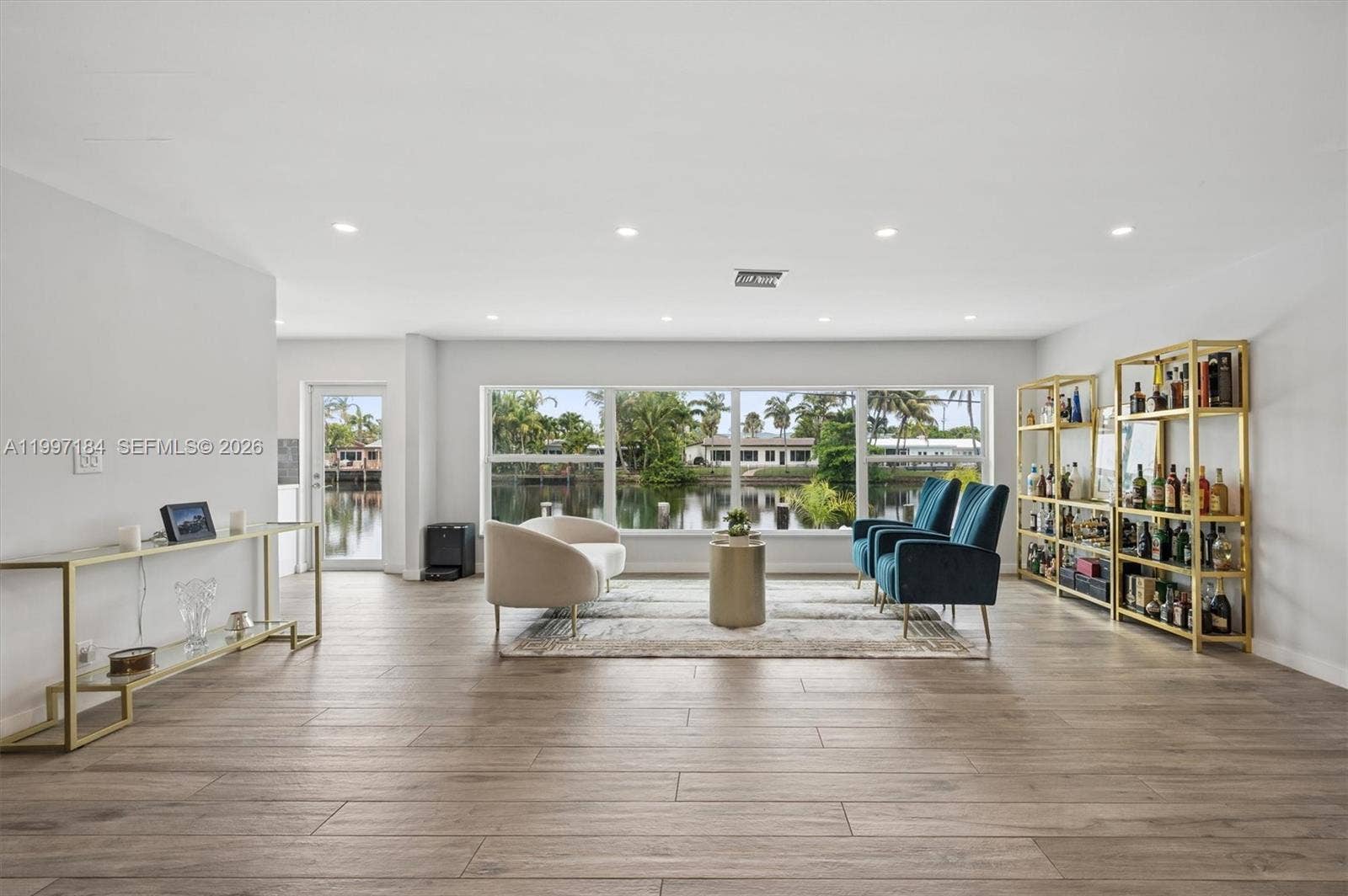 717 NW 30th Street, Wilton Manors, FL 33311 Photo 5